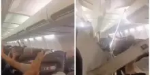 &ldquo;Cadevano gi&ugrave; i pannelli dal soffitto della cabina&rdquo;: caos su un Boeing 737 della Sepehran Airlines, necessario atterraggio di emergenza