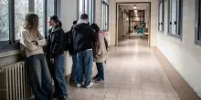Studente fotografa l&rsquo;infilatrazione a scuola e viene punito, anche l&rsquo;Ufficio scolastico regionale conferma la nota