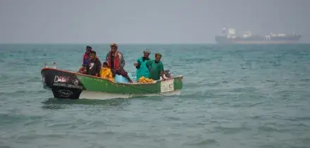 Crosetto: &ldquo;La Marina garantir&agrave; il passaggio delle nostre navi a Bab el-Madeb. Non aspetteremo la missione Aspides&rdquo;