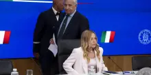 Bollo auto sospeso, lo scippo di Meloni ha mandato in tilt Forza Italia. E Tajani d&agrave; l&rsquo;ordine ai suoi: &ldquo;Dite &egrave; roba nostra nel segno di Berlusconi&rdquo;