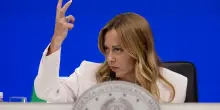 Togliere la tassa e non dire come. L&rsquo;idea che si pu&ograve; governare giocando a mosca cieca
