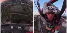 Un giovane base jumper si lancia all&rsquo;alba dalla copertura dello stadio di San Siro: &ldquo;Volevo gi&agrave; farlo quasi un anno fa&rdquo;