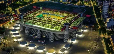 Lo stadio San Siro compie 100 anni, la sua storia: &ldquo;Il monumento iconico di Milano, dopo il Duomo e la Scala&rdquo; | L&rsquo;estratto