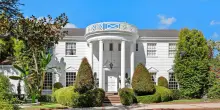 In vendita la villa di &ldquo;Willy, il principe di Bel-Air&rdquo;: costa 23 milioni di dollari (e non si trova davvero a Bel-Air)