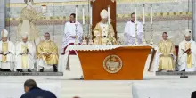 A Lourdes si velano i mosaici di Rupnik e i suoi abusi: da anni il tribunale vaticano tace