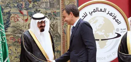 &ldquo;Un&rsquo;attenzione personale del re saudita&rdquo;: cos&igrave; Zapatero ha definito i gioielli ricevuti da Riyad quando era ancora premier. Valgono 1,3 milioni