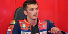 &ldquo;Ho molto dolore, ho provato a evitarlo ma mi &egrave; arrivato sul petto&rdquo;: paura per Luca Marini, colpito da un pezzo di moto a oltre 200 km/h
