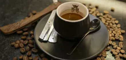 Quali sono i migliori caff&egrave; da bere in Italia in capsule e macinato? Lo svelano le classifiche di Altroconsumo