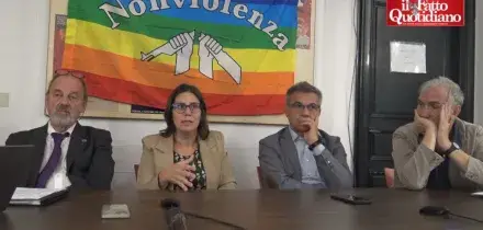 Un nuovo dipartimento della Difesa non armata, depositate 57mila firme per una legge popolare: &ldquo;Ora il Parlamento decida da che parte stare&rdquo;