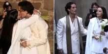Damiano David e Dove Cameron si sono sposati a Montalcino. Assenti gli altri Maneskin, attesi al grande party post matrimonio  a Castiglion del Bosco