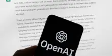 OpenAI sospende l&rsquo;addestramento dei modelli di intelligenza artificiale. Axios: &ldquo;Decine di migliaia di incidenti con agenti ribelli&rdquo;