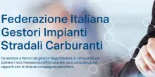 Benzinai sulle barricate per il tetto al prezzo del carburante: &ldquo;Si applichi anche alle vendite all&rsquo;ingrosso&rdquo;