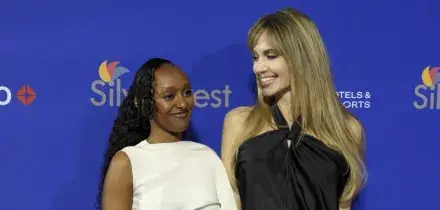&ldquo;Non sorprende dopo anni in cui un genitore ha strumentalizzato i figli contro l&rsquo;altro senza curarsi delle conseguenze&rdquo;: anche Zahara Marley, figlia di Brad Pitt e Angelina Jolie, toglie il cognome del padre