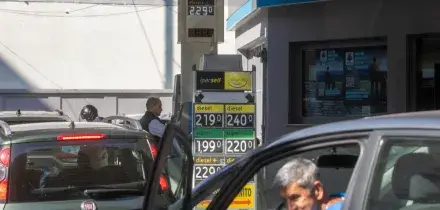 Nuovo balzo dell&rsquo;inflazione: a settembre prezzi su del 4,2% su base annua. Pesano i costi dell&rsquo;energia: gas +47%, diesel +34%