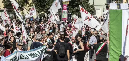 Marcia No Tav contro la tratta Avigliana-Orbassano: &ldquo;Opera inutile, usare i soldi per le linee metropolitane di Torino&rdquo;