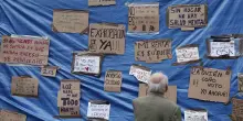 La protesta che spiazza la destra. La Spagna in piazza e l&rsquo;ultima chance per Sanchez