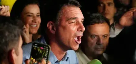 Elezioni Brasile, Bolsonaro in vantaggio su Lula al primo turno: si andr&agrave; al ballottaggio il 25 ottobre