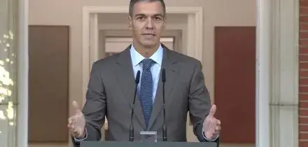 Spagna, Sanchez convoca le elezioni anticipate il 29 novembre: &ldquo;Serve una maggioranza progressista pi&ugrave; ampia per restare un baluardo di giustizia sociale&rdquo;