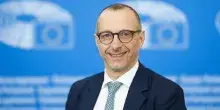 Il Parlamento Ue revoca l&rsquo;immunit&agrave; all&rsquo;eurodeputato del Pd Matteo Ricci. Lui: &ldquo;L&rsquo;ho chiesto io&rdquo;