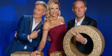 &ldquo;Eros Ramazzotti era geloso di Claudio Bisio perch&eacute; mi toccava il sedere a Zelig. &Egrave; arrivato con la moto fuori dallo studio. Ha aspettato che uscisse e gli ha detto: &lsquo;Vieni qui!&rdquo;: lo rivela Michelle Hunziker