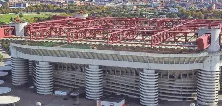San Siro, bocciati i 5 ricorsi contro la vendita a Inter e Milan: il Tar d&agrave; via libera al nuovo stadio e alla demolizione del Meazza