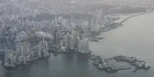 Due forti scosse di terremoto a Panama di magnitudo 7.6 e 6.0: persone in strada e palazzi danneggiati. &ldquo;Allerta tsunami&rdquo;