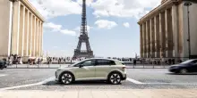 Elettriche, sportive e persino un taxi senza volante. Le altre facce del Salone di Parigi &ndash; FOTO