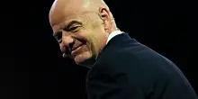 &ldquo;Infantino ha ricevuto un secondo stipendio milionario tenuto segreto dalla Fifa&rdquo;: la nuova inchiesta del Times e la vita di lusso del capo del pallone a Miami