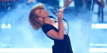 &ldquo;Siamo stati presi d&rsquo;assalto dai bagarini, mai vista un&rsquo;azione su questa scala&rdquo;: 1,8 milioni di finte richieste per il concerto di Raye, lo staff costretto a selezionare gli acquirenti a mano