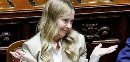 Meloni non dar&agrave; gli stipendi arretrati ai magistrati: &ldquo;Non posso firmare&rdquo;. La replica: &ldquo;Faremo valere i nostri diritti&rdquo;