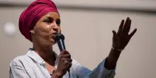 Wall Street Journal: &ldquo;Trump vuole revocare la cittadinanza a Ilhan Omar ed espellerla dagli Stati Uniti&rdquo;