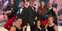 &ldquo;Non abbiamo un programma, siamo un po&rsquo; come il campo largo&rdquo;: Fiorello travolge il Tg1 e lo trasforma in un variet&agrave; di 10 minuti con Annalisa, Gigi D&rsquo;Alessio e TonyPitony