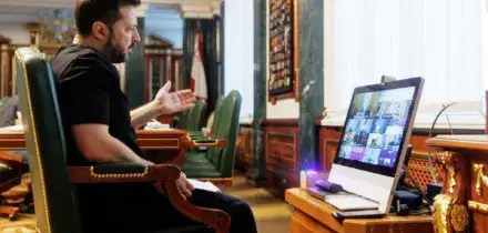 Nuovo allarme di Zelensky: &ldquo;Starlink non funziona sui droni veloci&rdquo;. L&rsquo;esercito ucraino: gli alleati non ci avvisano sui missili balistici