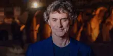 &ldquo;Prima di cominciare vorrei ricordare la scomparsa di un ragazzo avvenuta proprio qui nel Colosseo mentre faceva il suo lavoro. Nessun lavoro dovrebbe costare la vita a una persona&rdquo;: Alberto Angela ricorda Andrea Moretti