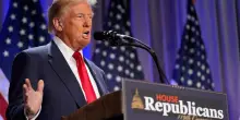 Elezioni di midterm: Trump scivola ancora nei sondaggi e i repubblicani spendono milioni per conquistare Stati un tempo &ldquo;sicuri&rdquo;