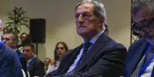 L&rsquo;eurodeputato Fdi Mantovani querela un pensionato che chiede conto dell&rsquo;uso dei soldi del Pnrr. Parte raccolta fondi per le spese legali