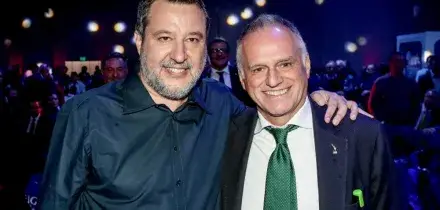 Congresso della Lega a Milano, nasce la segreteria politica. Attacco al &ldquo;dissidente&rdquo; Romeo che replica: &ldquo;Non ci votano pi&ugrave;&rdquo;