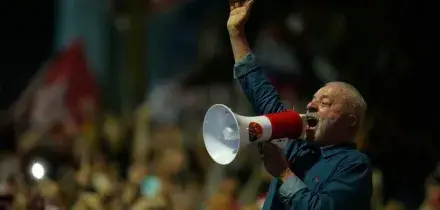 Il Brasile si ribella agli Usa: Lula rieletto presidente, ma Bolsonaro vuole l&rsquo;annullamento del voto. Gli esperti: &ldquo;Ora l&rsquo;America Latina ha una diga anti-egemonica&rdquo;