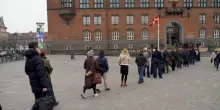 Danimarca al voto, elettori in coda al municipio di Copenaghen