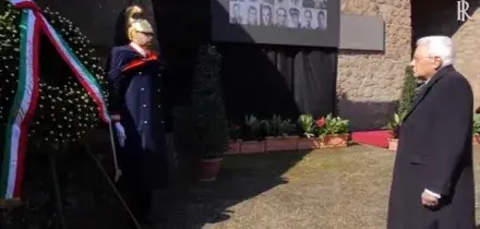 Fosse Ardeatine, Mattarella a Mausoleo rende omaggio a 335 vittime