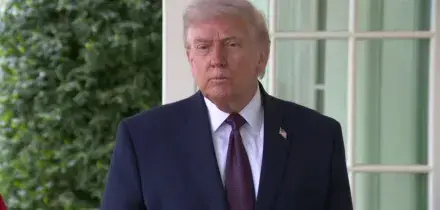 Iran, Trump: ci hanno contattati, non avranno mai l&rsquo;atomica