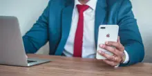 L&rsquo;ufficio nel palmo di una mano: come i software aziendali per iphone stanno ridefinendo la mobilit&agrave; manageriale