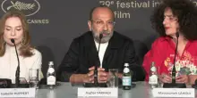 Cannes, Asghar Farhadi condanna la morte di &ldquo;innocenti&rdquo; in Iran