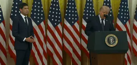 Trump a presidente Fed Warsh: &ldquo;Non guardare me, fai quello che devi&rdquo;