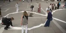 Venice Climate Week, il flash mob di Pistoletto che sposa la Laguna
