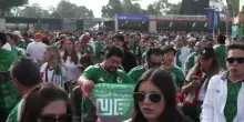 Tutto pronto per il via ai Mondiali, i tifosi affollano l&rsquo;Azteca