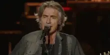 Ligabue e i suoi moschetteri con le chitarre infiammano i fan di Roma