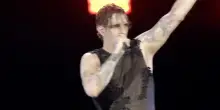 Achille Lauro chiude in grande a San Siro: musica e sfilata Erotica