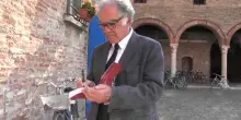Addio a Carlo Ginzburg, un&rsquo;intervista su immagini e potere