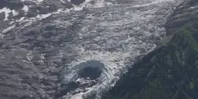 Crisi climatica, il ghiacciaio di Chamonix si ritira inesorabilmente